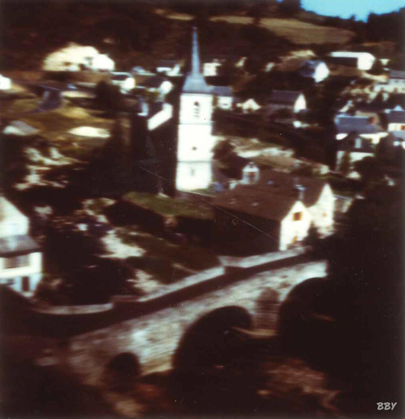 stenope,  pinhole,  slow photography,  chambre noire,  village,  clocher,  pont,  bell tower,  bridge